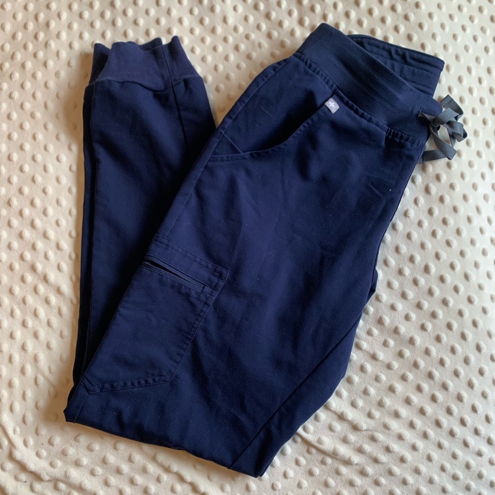 Figs Zamora joggers navy small tall